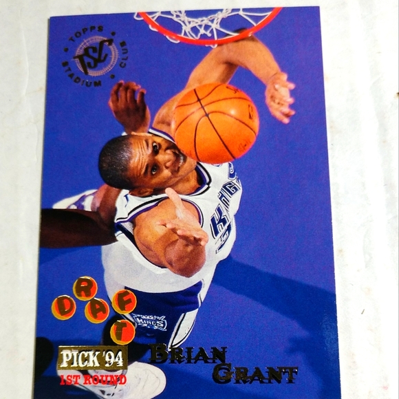 1995-96 TOPPS STADIUM CLUB BRIAN GRANT SACRAMENTO KINGS #225. - Picture 2 of 7